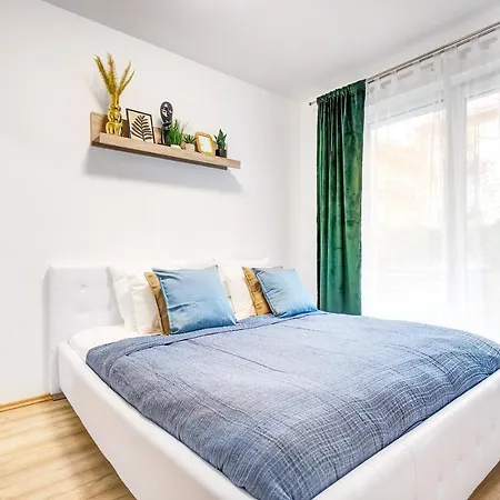 Tranquil With Free Parking And Garden Connection In The Downtown Apartment Budapest